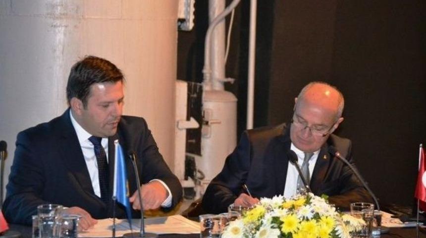 Ayvalık Ticaret Odası Kosova-prizren İş Forumu İle İşbirliği Protokol&uuml; İmzaladı