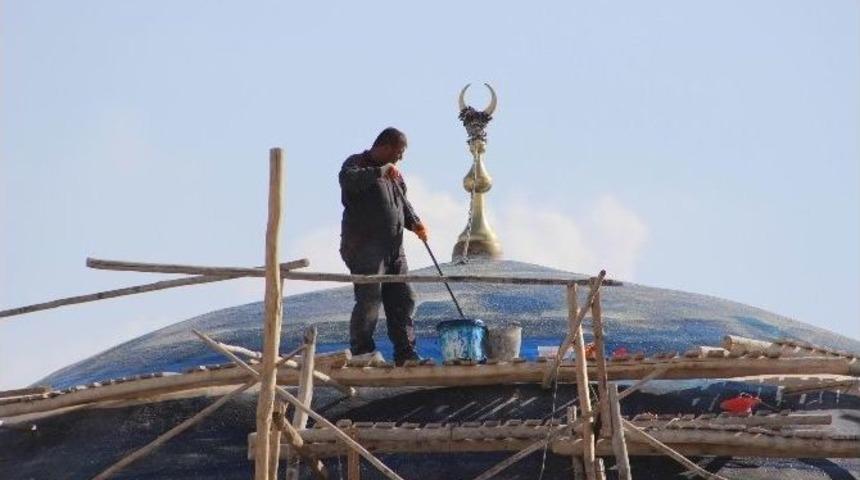 Tarihi Tekye Caminin Restorasyonu Sürüyor