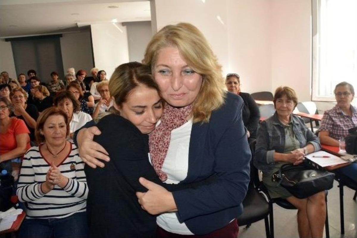 Hayatını Kızının &ldquo;annemi &Ouml;ld&uuml;rme, Beni &Ouml;ld&uuml;r&rdquo; S&ouml;zleri Kurtardı