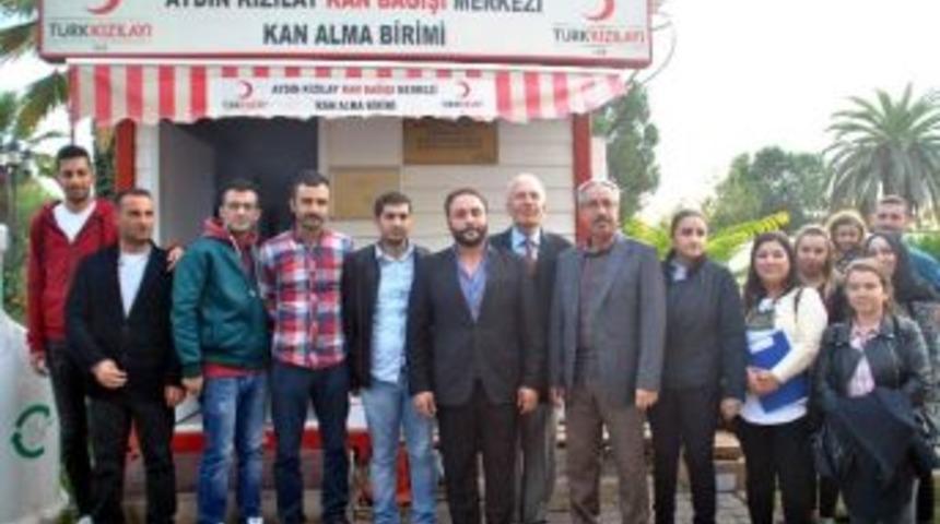 Ak Parti Efeler Gen&ccedil;lik Kollarından Kızılay&rsquo;a Kan Bağışı