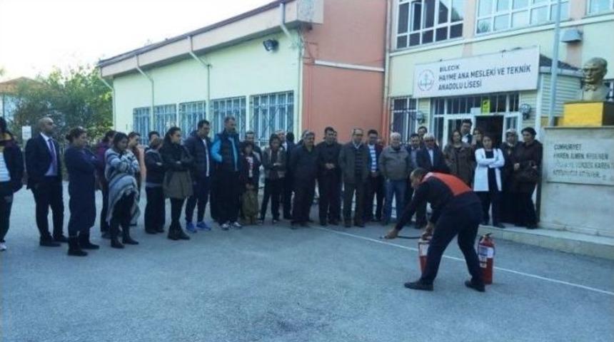 Bilecik Hayme Ana Mesleki Ve Teknik Anadolu Lisesi&rsquo;nde Yangın Tatbikatı
