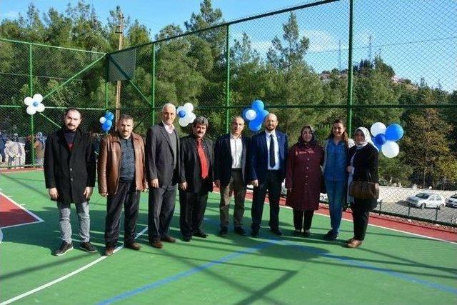 Niksar&rsquo;da Yapımı Tamamlanan Spor Alanları A&ccedil;ıldı 1