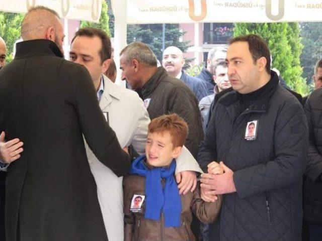 Mehmet Ağar ın Gelini Son Yolculuğuna Uğurlandı 3