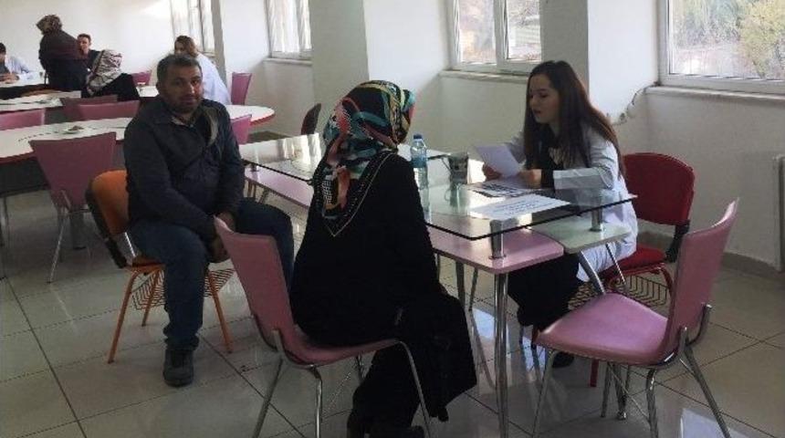 Yozgat Dar&uuml;şşifa Sağlık Meslek Lisesi &Ouml;ğretmenleri İle Veliler Bir Araya Geldi