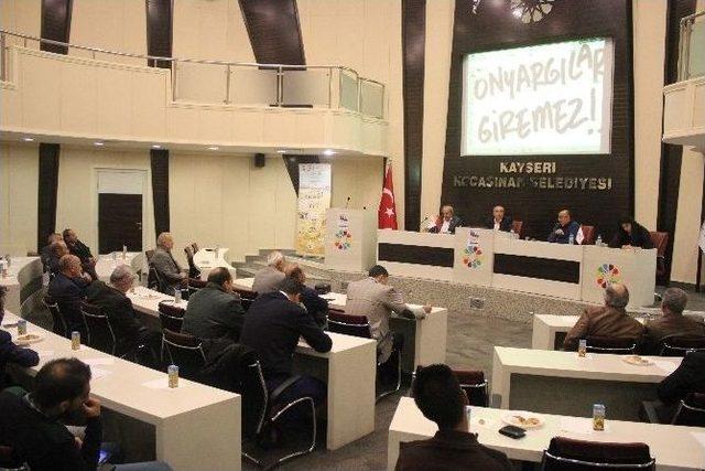 Kkmc’sinde ‘ohal’de İfade Özgürlüğü Ve Medyanın Durumu’ Konuşuldu