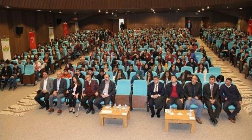 Yozgat&rsquo;ta &Ouml;ğrencilere Değerler Eğitimi Verildi
