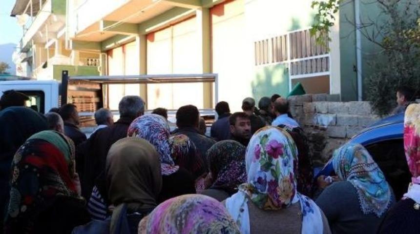 Nikahsız Eşinin &Ouml;ld&uuml;rd&uuml;ğ&uuml; S&ouml;ylenen Anne Ve Kızı Zehirlenmiş