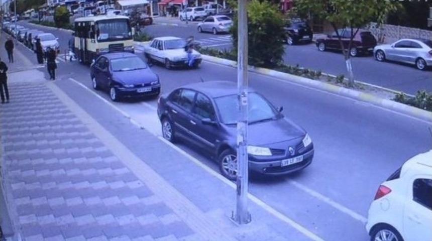 Otomobilin Çarptığı Yaya Yaralandı