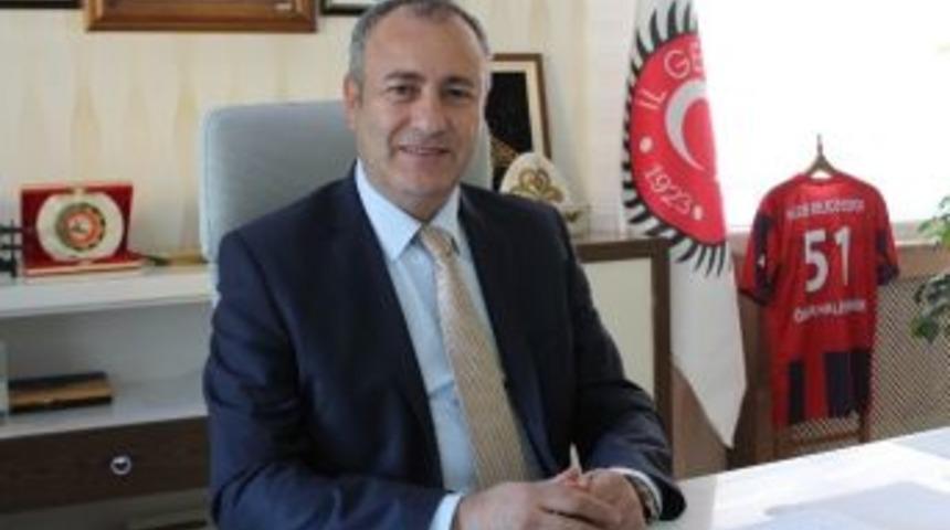 Niğde&rsquo;nin K&ouml;yleri Sıcak Asfaltla Buluşuyor