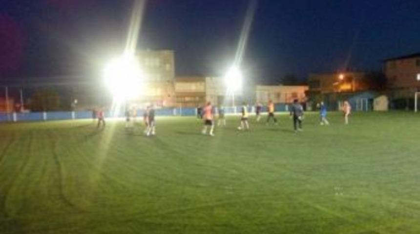 Kahta Atat&uuml;rk Stadının Işıklandırması Tamamlandı