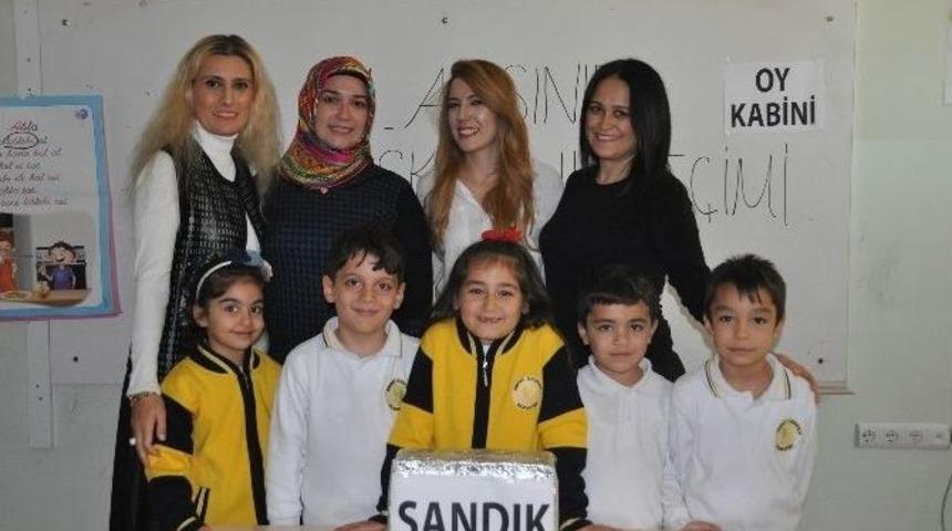 Empatili Miniklerin Demokrasi Sınavı