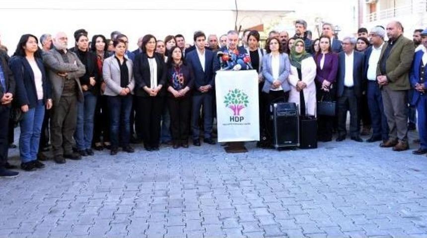 Hdp: Meclis'teki &Ccedil;alışmalarımızı Durdurmaya Karar Verdik