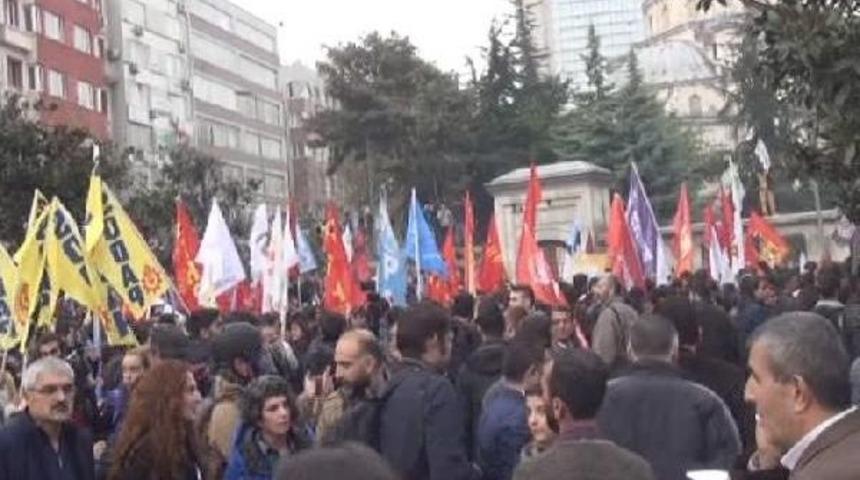 Hdp'li Vekillerin Tutuklanmalarını Protesto Eden 99 Kişi G&ouml;zaltına Alındı