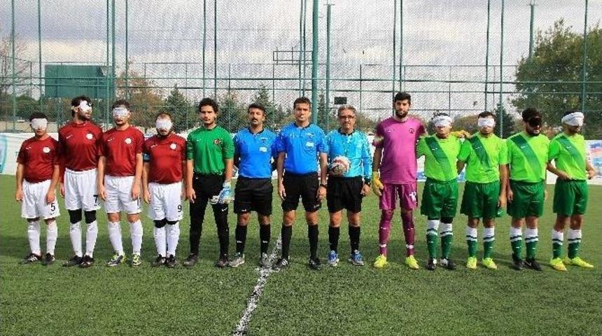 &Ccedil;ankaya G&ouml;n&uuml;l G&ouml;z&uuml;yle Şampiyonluğa Koşuyor