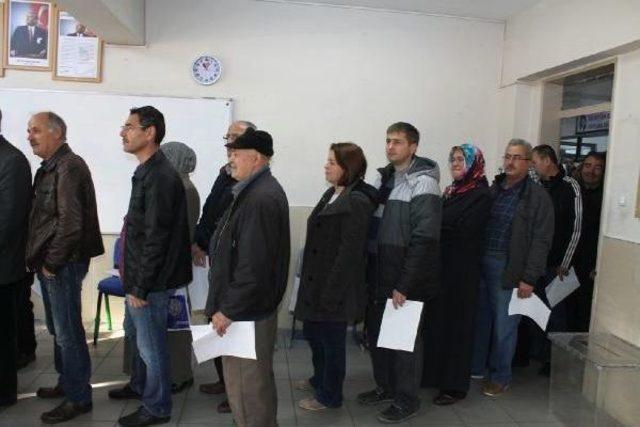 Bursa daki Soydaşlar, Bulgaristan Cumhurbaşkanlığı Se&ccedil;imi I&ccedil;in Sandık Başında 1