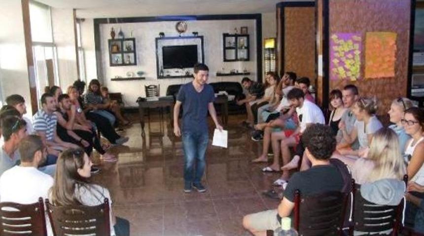 5 &Uuml;lkeden 40 Gen&ccedil; Engelliler I&ccedil;in &Ccedil;alıştı