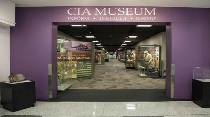 En gizli m&uuml;zede ilk tur