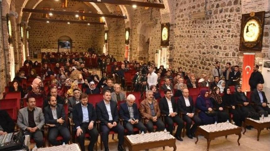 Şehzadeler&rsquo;de Darbeler Konuşuldu