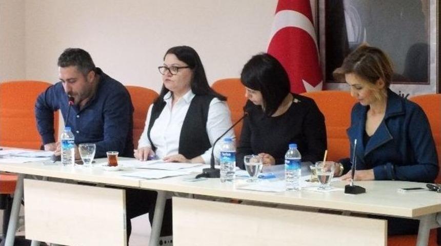 Didim Belediye Meclisi&rsquo;nde T&uuml;rkeş&rsquo;in İsminin Parka Verilmesi Konusu Ertelendi