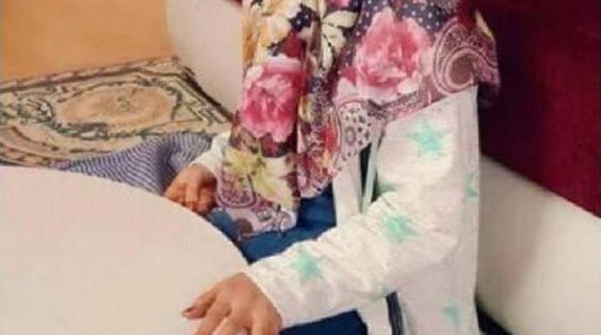 Cami Lojmanındaki Yangında &Ouml;len 3 Kız Kardeş Toprağa Verildi