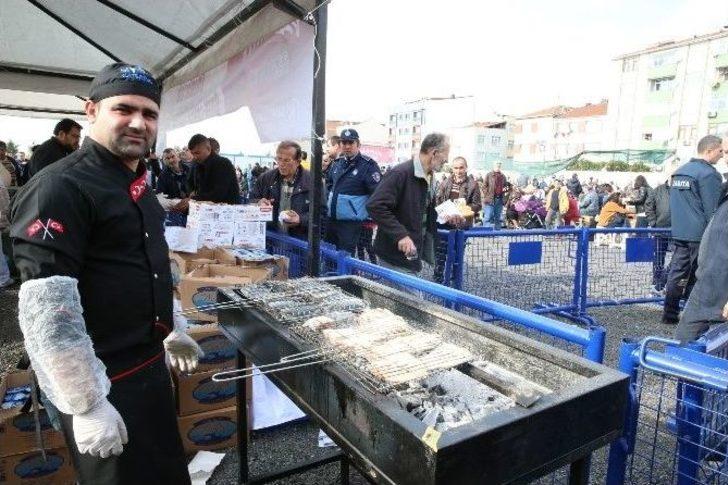 Bayrampaşa Palamut Festivali’nde 2 Ton Palamut İkram Edildi G3