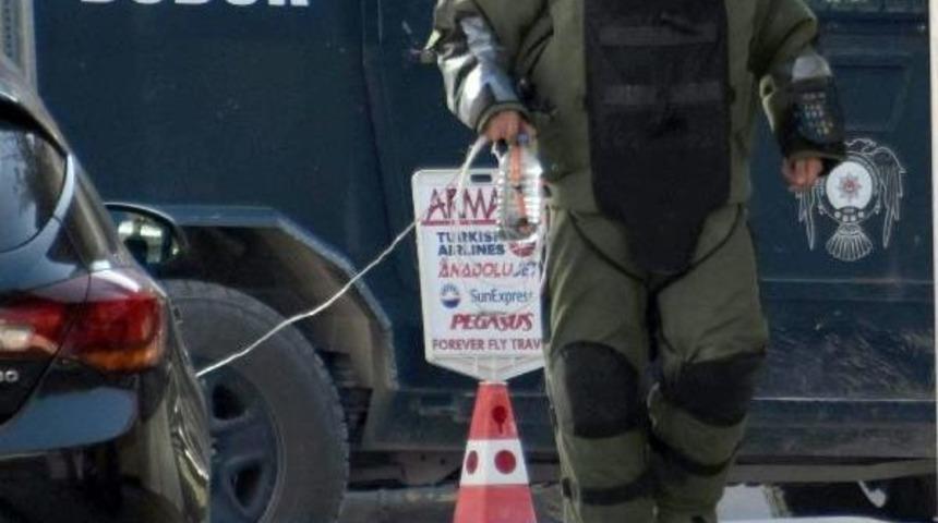 &Ccedil;&ouml;p Sepetindeki Kablolar Polisi Alarma Ge&ccedil;irdi