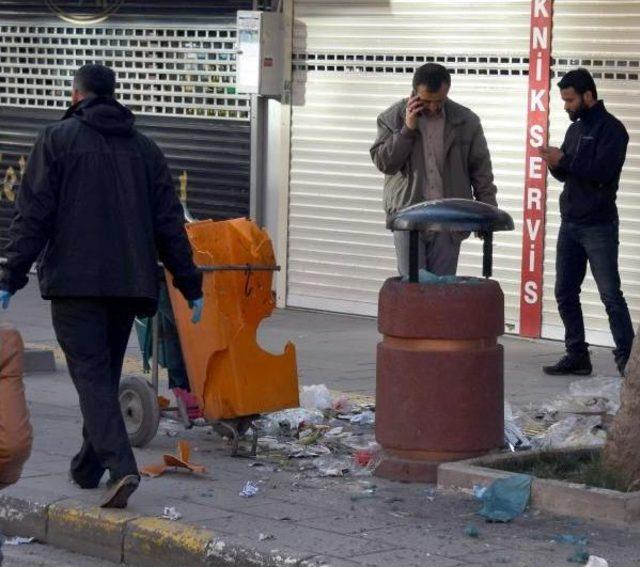 Çöp Sepetindeki Kablolar Polisi Alarma Geçirdi