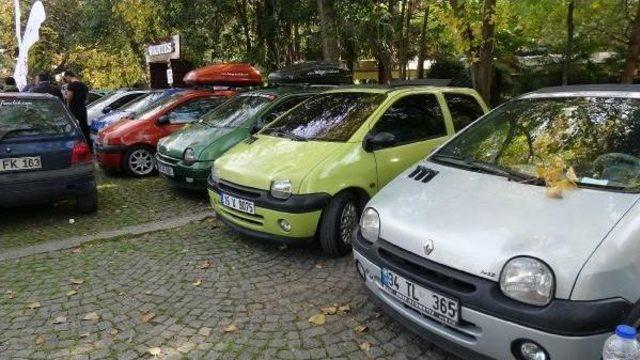 ‘Twingo’ Tutkunları Bursa'da Buluştu