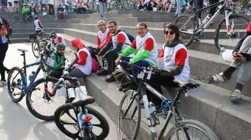 Organ Bağışı İ&ccedil;in Pedal &Ccedil;evirdiler