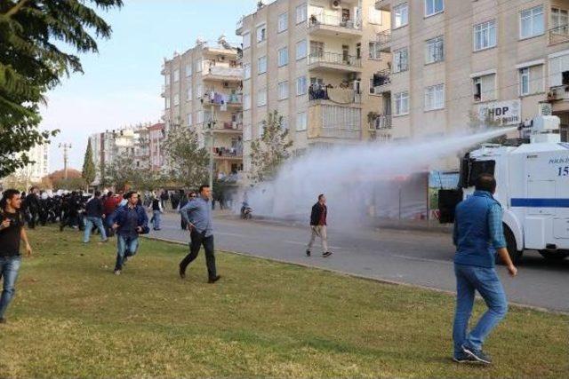 Toma'ya Atılan Taşa Müdahale: 5 Gözaltı