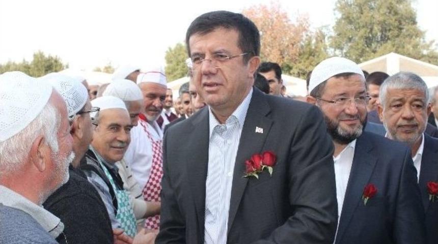 Bakan Zeybekci, Hdp&rsquo;lilerin Meclis&rsquo;ten &Ccedil;ekilme Kararını Değerlendirdi
