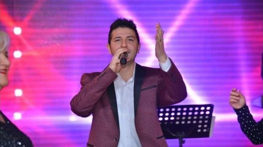 Cenk İle Kadınlar Matinesi