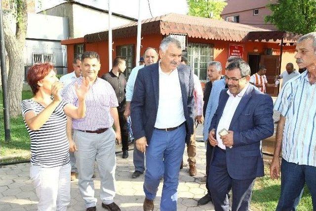 Seyhan’da Asfalt Çalışmaları