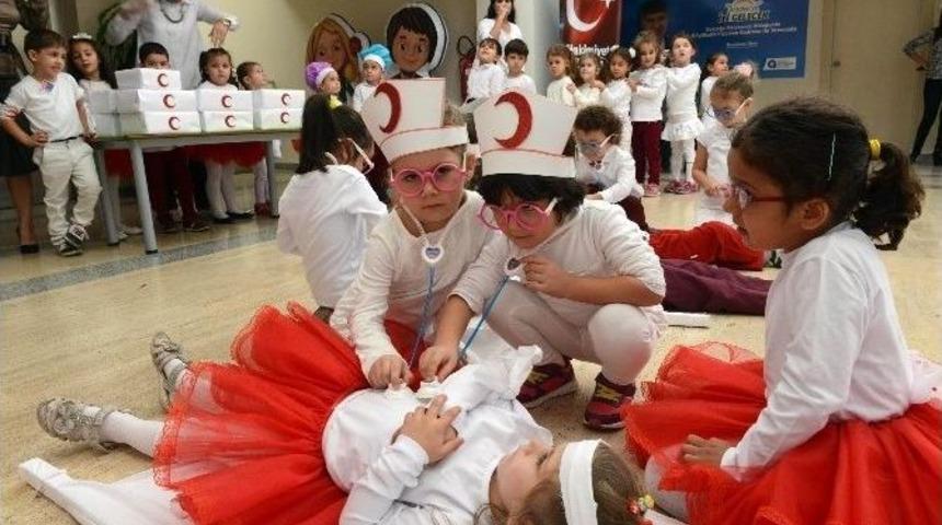 Minik Kızılaycılardan &rsquo; Afet&rsquo; Tatbikatı