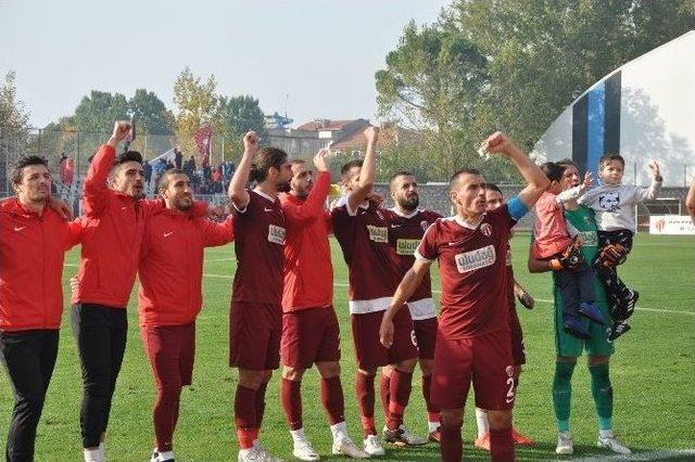 İnegölspor’da Moraller Yerinde