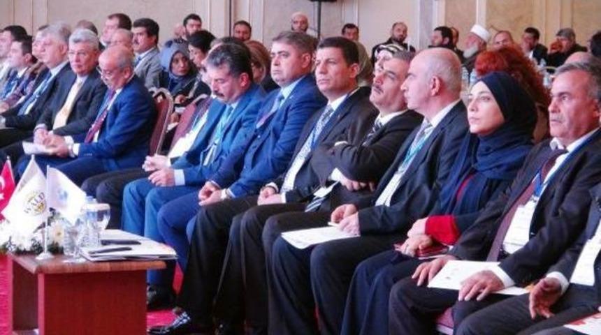 Şanlıurfa'da 'uluslararası G&ouml;&ccedil; Zirvesi' Başladı