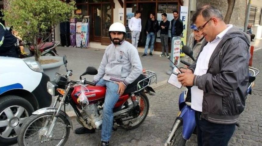 Motosiklet S&uuml;r&uuml;c&uuml;lerine Sıkı Denetim