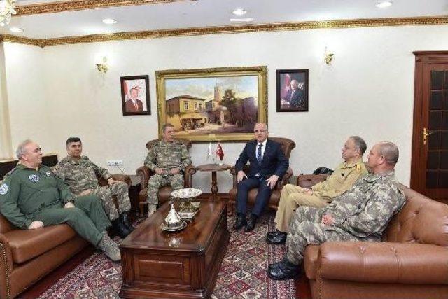 Genelkurmay Başkanı Akar Ve Komutanlar Şanlıurfa da 1