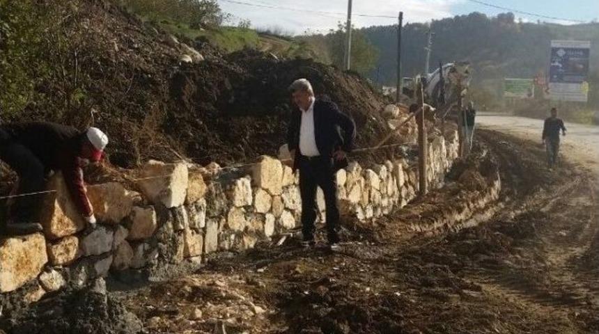 Yığılca Belediyesi 10 Kilometre Taş Duvar Yapacak