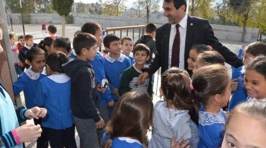 Başkan Kılıçaslan’dan Eğitime Destek