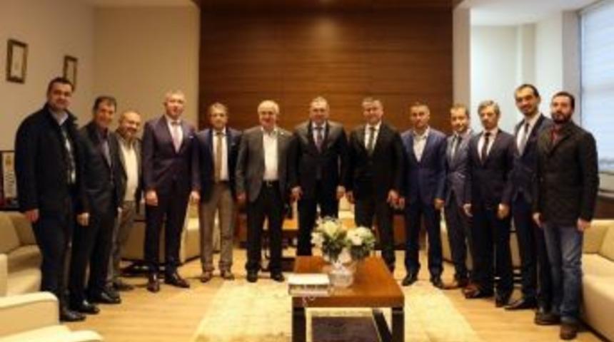 Ak Parti İzmit İl&ccedil;e Teşkilatı&rsquo;ndan Koto&rsquo;ya Ziyaret