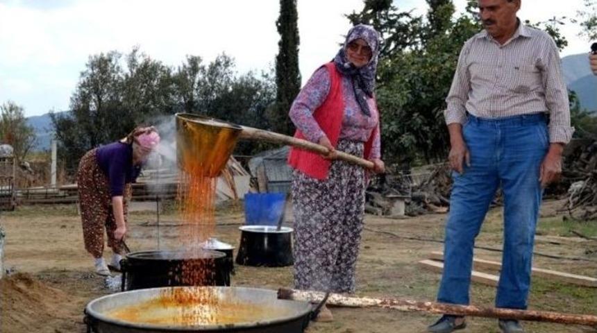 Kış &Ouml;ncesi Evlerde Şifa Kaynatılıyor