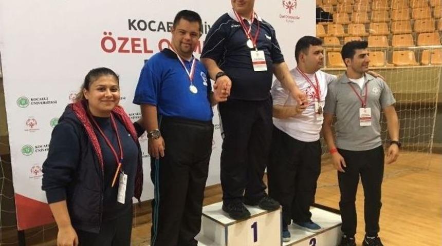 Kağıtsporlu Sporcular &Ouml;zel Olimpiyatlar&rsquo;da Yarıştı
