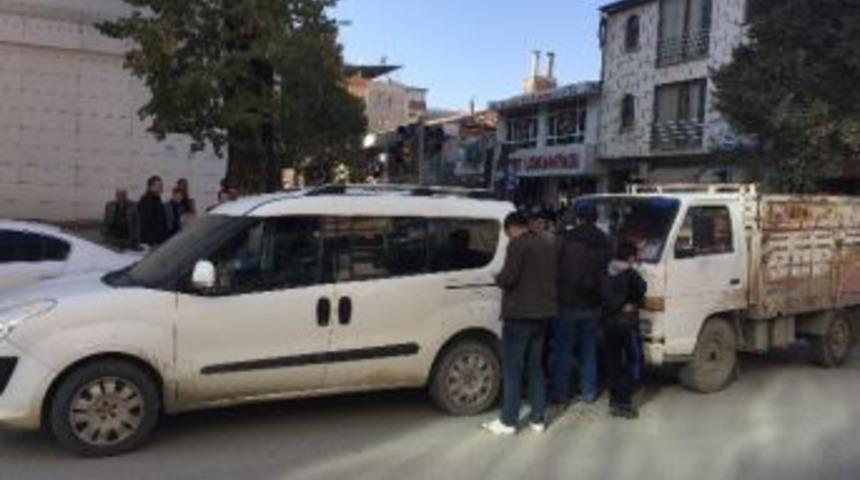 Iğdır&rsquo;da Maddi Hasarlı Trafik Kazası