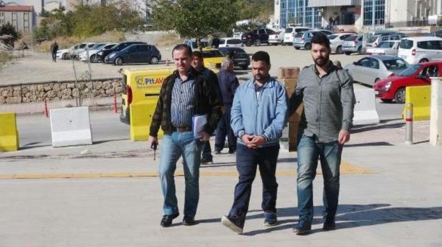 Elazığ'da Bomba Uzmanı 1 Işid'li Yakalandı