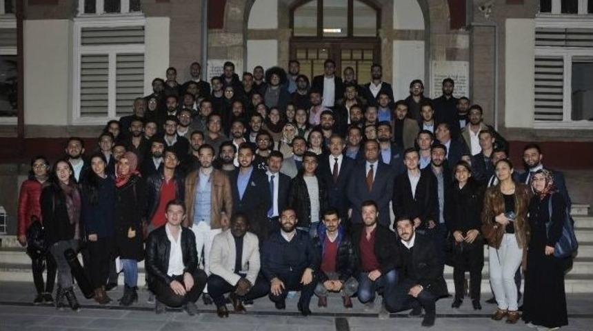 Rekt&ouml;r Şahin, &ldquo;&ouml;nceliğimiz Sizlersiniz&rdquo;