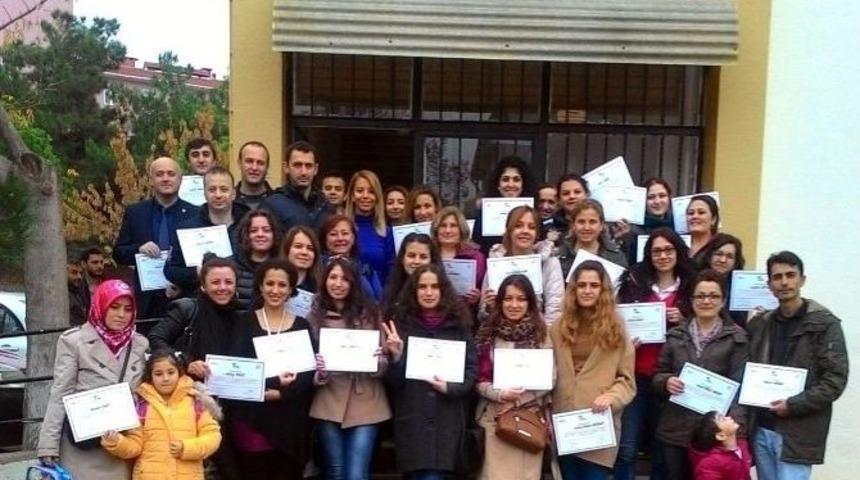 M&uuml;lteci &Ccedil;ocuklara Okula Uyum Eğitimi