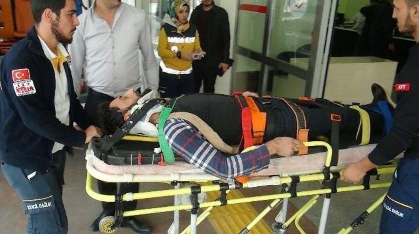 Şanlıurfa&rsquo;da Trafik Kazası: 2 Yaralı