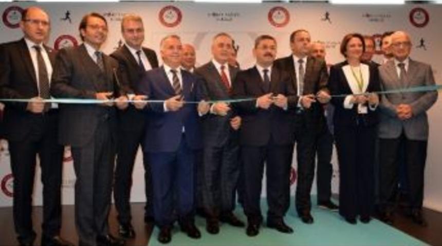 Spor Hekimliği Anabilim Dalı Bulunan İlk Sporcu Sağlığı Merkezi A&ccedil;ıldı