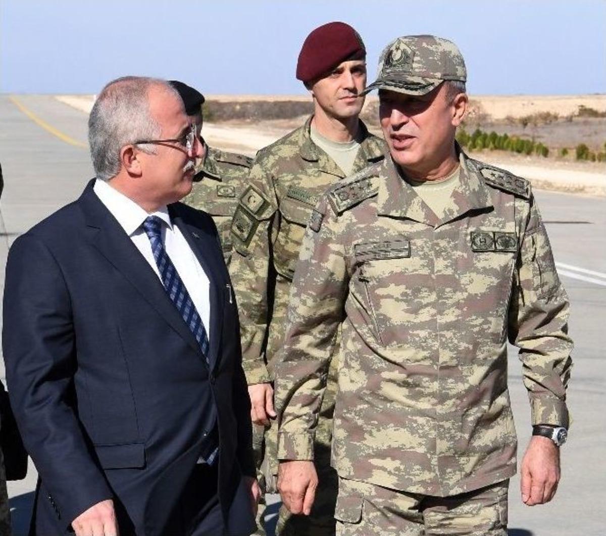 Genelkurmay Başkanı Akar, Şanlıurfa&rsquo;da Denetlemelerde Bulundu